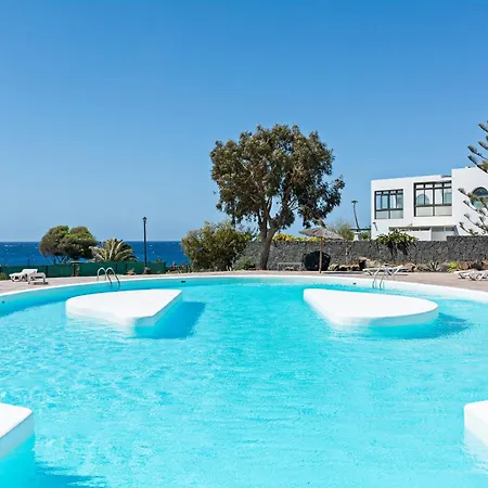 Tuscan 2br Seaviews Terrace & Pool *