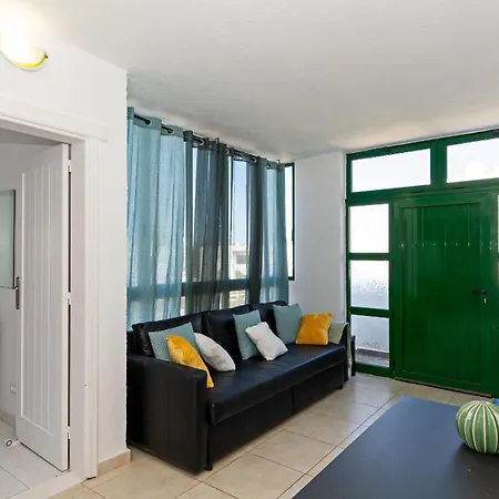 Apartment Tuscan 2br Seaviews Terrace & Pool